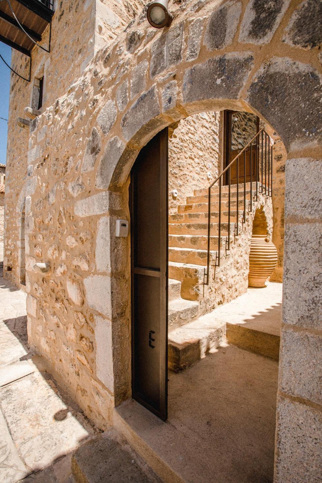Hawk Tower - Towers Complex Pirgos (Mani)